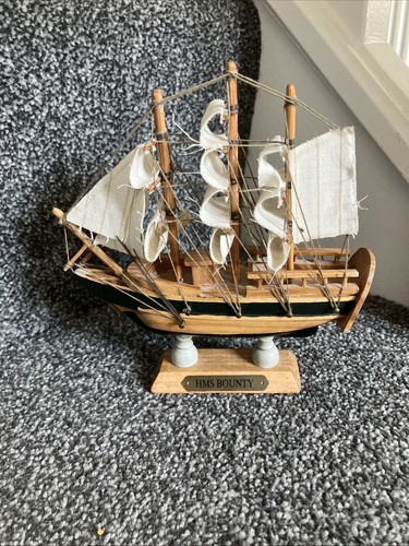 Vintage hms bounty wooden - vintage,