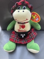 BNWT- I ❤️ Nessie - Loch