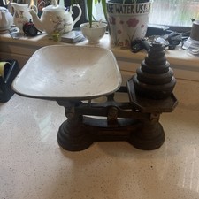 Vintage Scales Kitchen Enamel pan  7 Weights Grocer Green Grocer Type