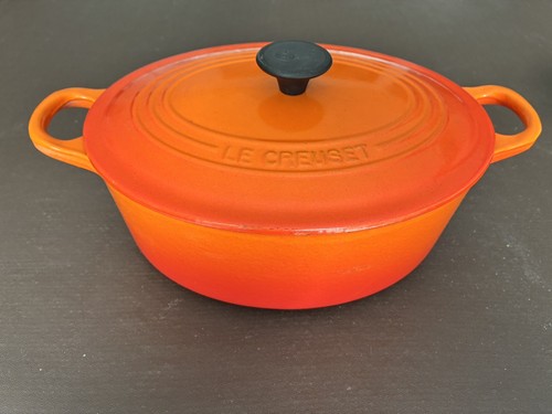 Creuset cast iron oval - le,