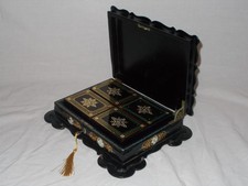 FINE ANTIQUE VICTORIAN c1850 PAPIER MACHE PLAYING CARD GAMES COMPENDIUM BOX