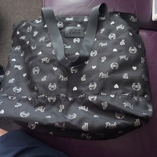 Victoria's Secret PINK Logo