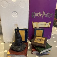 Harry Potter Bookends - Sorting Hat & Spellbooks - Enesco 2000 boxed 