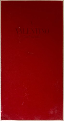 Authentic valentino garavani - authentic,