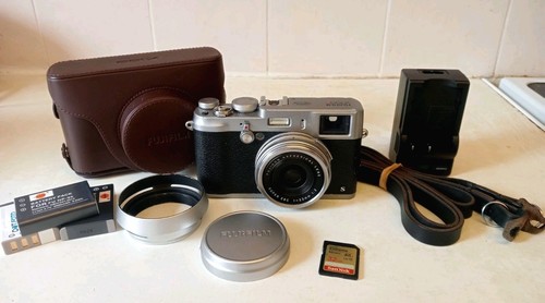 Fuji x100s digital camera - digital,