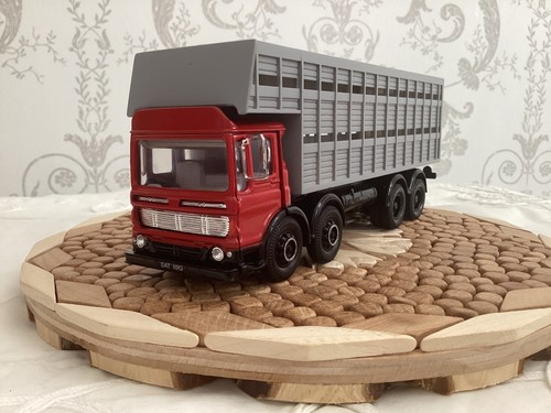 Trucks code 3 aec - trucks,