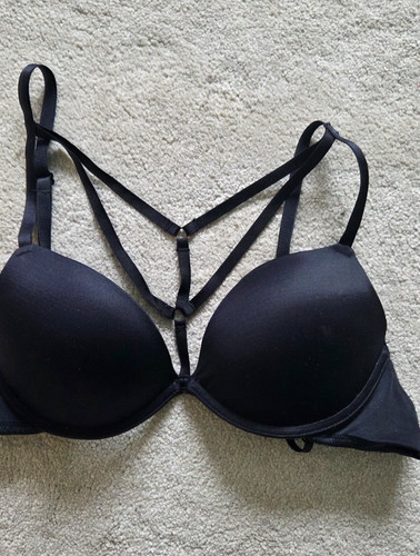 Black padded plunge - , underwired
