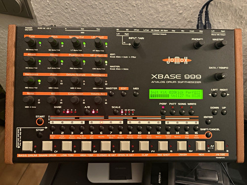 Jomox xbase 999 - jomox,
