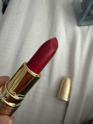 Mac red lipstick from - mac, set