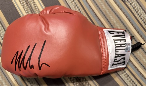 Mike tyson autographed boxing - mike,