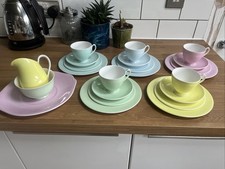 Queen Anne Vintage Pastel