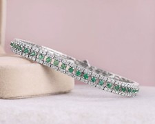 9 Ct Green Emerald & Diamond