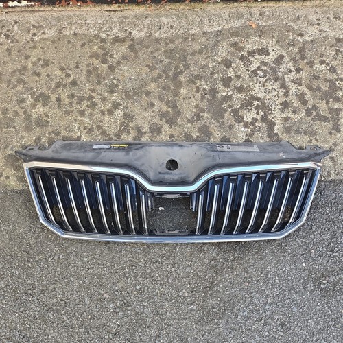 Genuine skoda superb 2015 - b8,