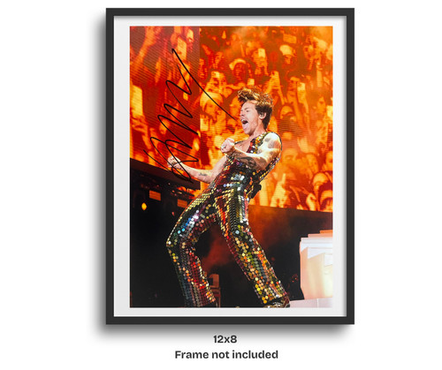 Harry styles hand signed - harry,