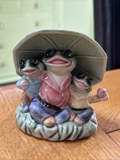 Vintage Frog Family Figurine