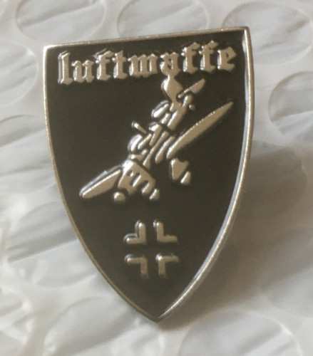 Ww2 german badge - ww2, luftwaffe