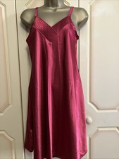 Vtg St Michael M & S short Red