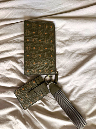 Mcm men visetos logo - mcm,