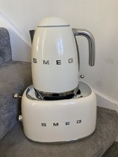 SMEG KETTLE 1.7L 3kw  &  2 SLICE TOASTER Set Stainless Steel in CREAM