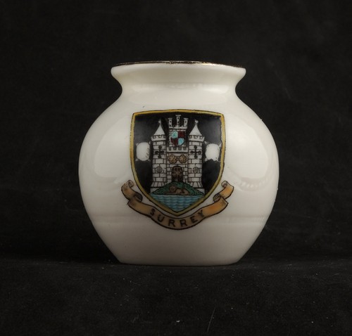 Vintage goss vase surrey - vintage,