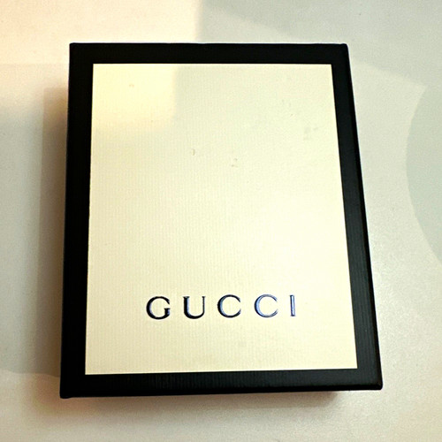 Gucci watch presentation - gucci,