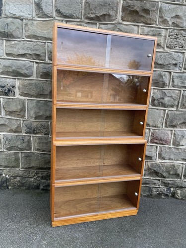 Golden oak stacking library - oak,