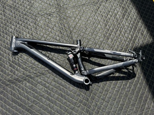 Good condition polygon trid - [good, condition]