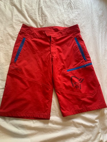 Norrona shorts size 146 - norrona, red.
