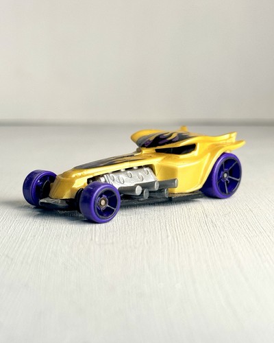 Hot wheels ratical racer - hot,