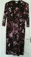 EASTEX - PURPLE PRINT STRETCH WRAP DRESS SIZE 12