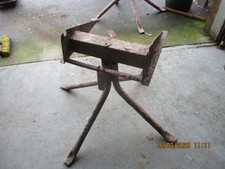 USED BELLE  CEMENT MIXER STAND