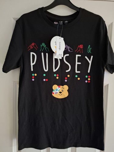 Ladies shirt size 6 - t,