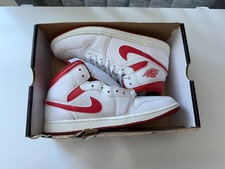 NIKE AIR JORDAN 1 MID SE WHITE