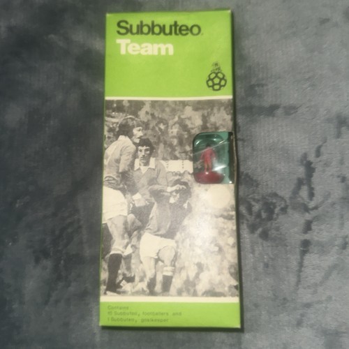 Vintage subbuteo football team - subbuteo,