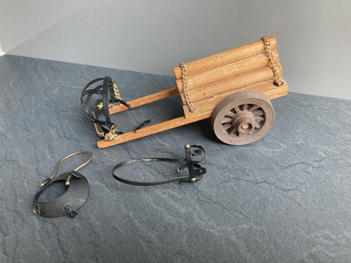 Vintage small wooden - small,