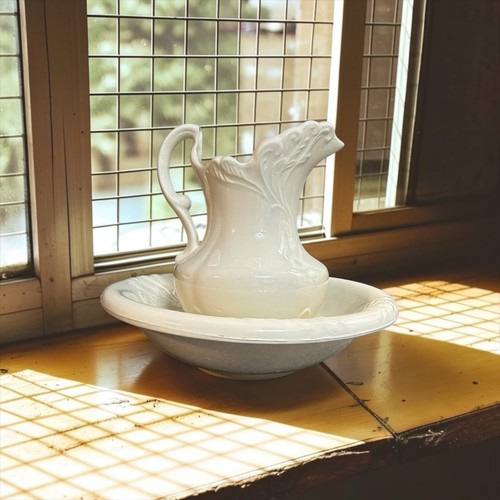 Beautiful antique porcelain - beautiful,