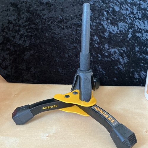 Clarinet stand hercules - clarinet,