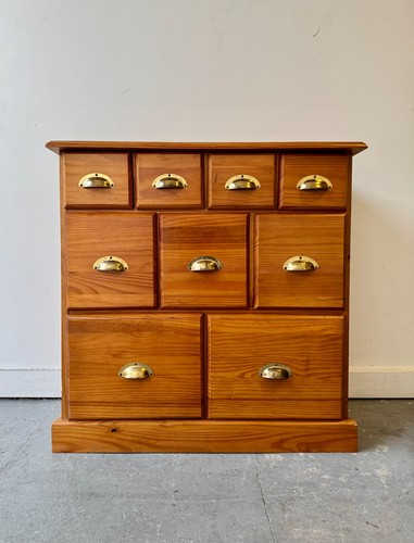 Vintage pine apothecary style - vintage,