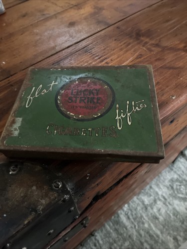 Vintage lucky strike - lucky, cigarette