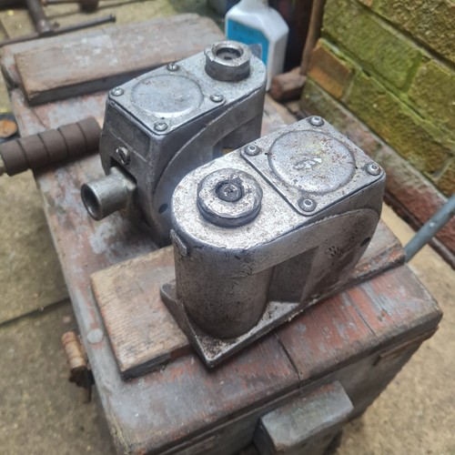 Machine jacks tonne - 6,