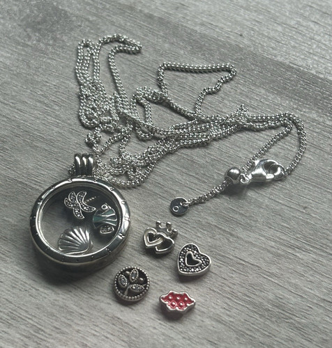 Pandora floating locket with - , 8