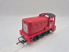 Hornby Triang R253 Red Dock