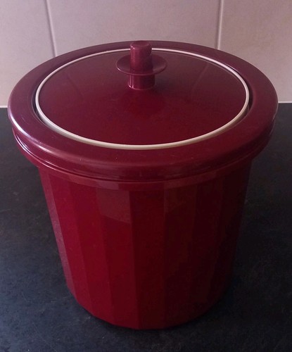 Vintage tupperware insulated - vintage,