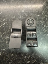 VAUXHALL ZAFIRA B ASTRA H DRIVER & PASSENGER FRONT WINDOW SWITCHES UVJ03