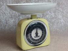 Vintage Comet Green Kitchen