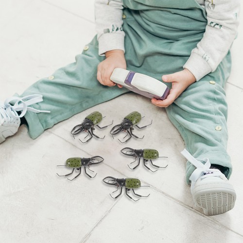 Pcs simulated toy spiders - 2,