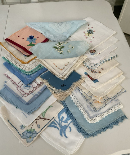 Vintage hankies handkerchiefs - hankies,