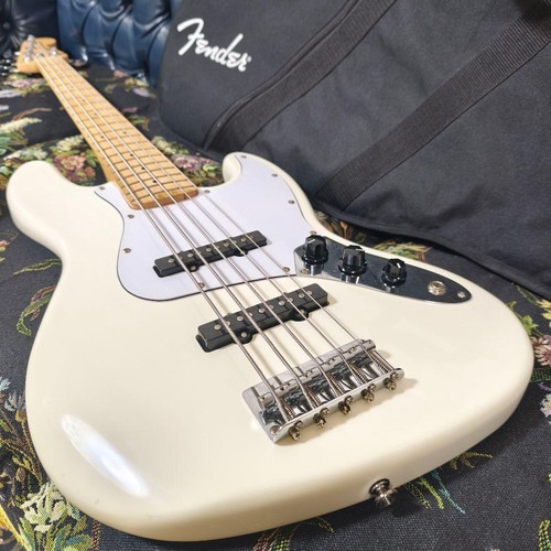 Squier affinity jazz bass - affinity, v