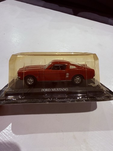 Red ford mustang - ford, prado