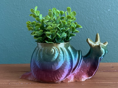 Printed rainbow snail - 3d,